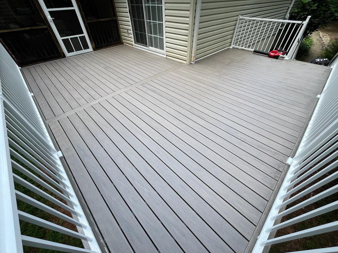 Biscayne Trex deck built by Decks by DAK Construction in Central Virginia
